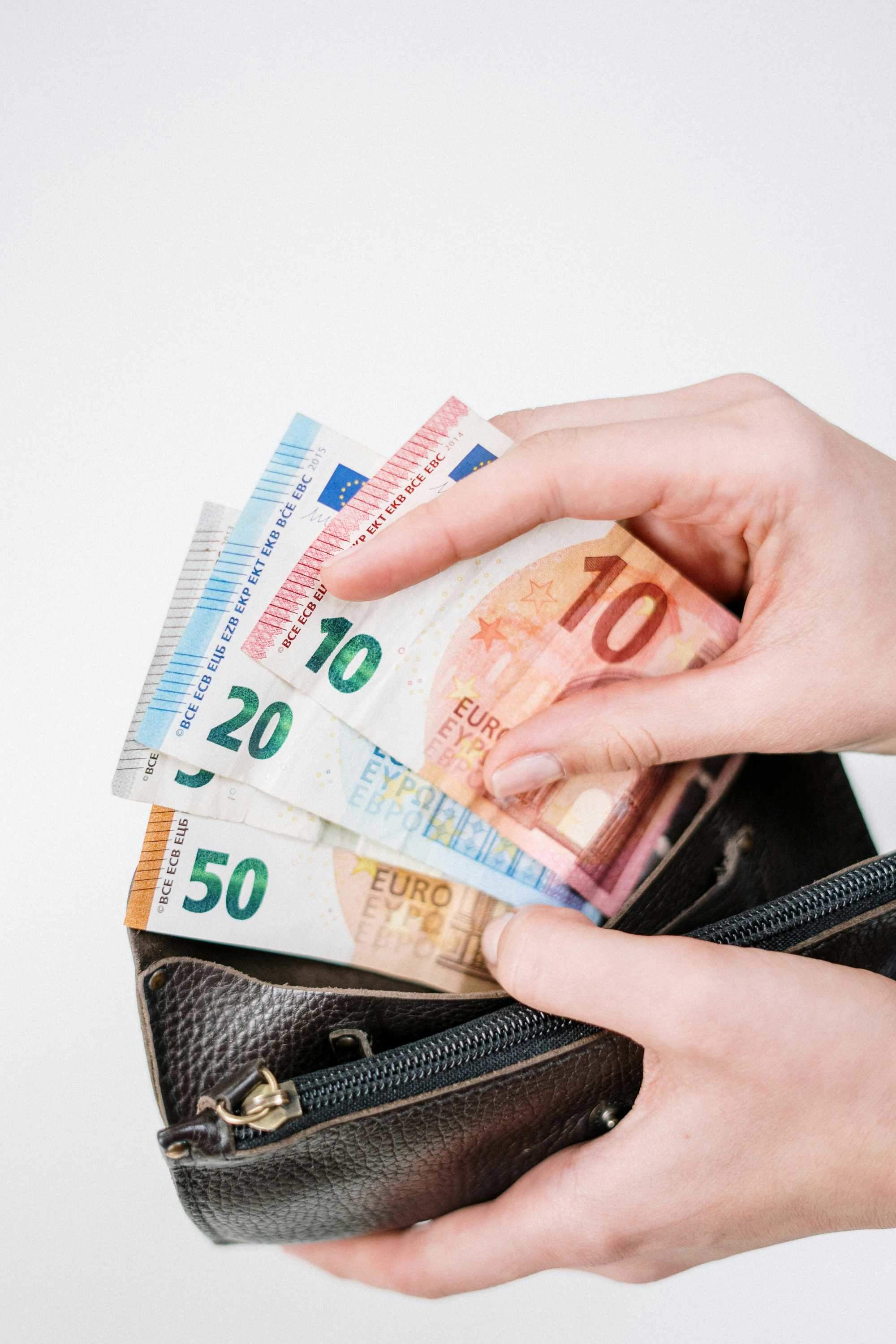 如何认识硬金的特质？硬金在珠宝市场的地位如何？