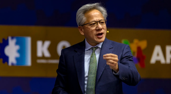 英伟达CEO黄仁勋:人工智能正处于一个“良性循环” 英伟达CEO黄仁勋:人工智能正处于一个“良性循环”