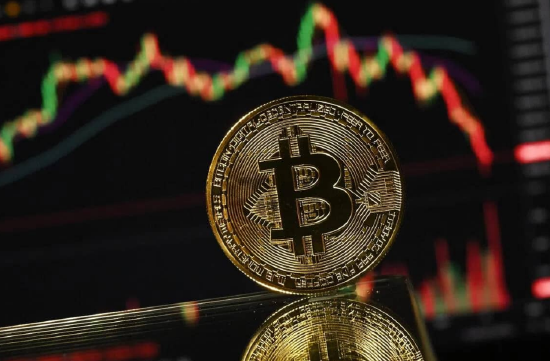 比特币期货结构出现反转迹象：或为逼空行情埋下伏笔