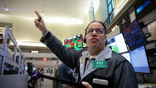 早盘：美股继续上扬 纳指上涨0.8%